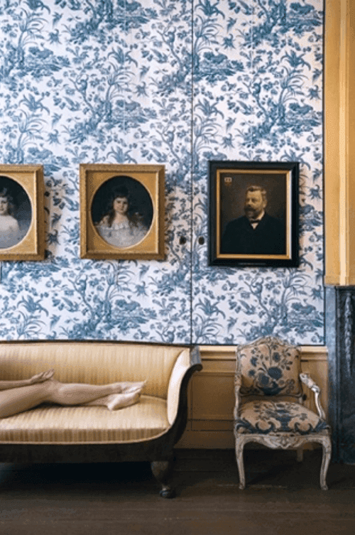 Julien Spiewak: Biedermeier canapé (19th century), portrait of Louise Marguérite Van Loon by Thérèse Schwartze (1894), Juliette, Louis XV armchair (ca. 1750). Museum Van Loon (Amsterdam, Netherlands). 2018. (Edition 3/5), 2018