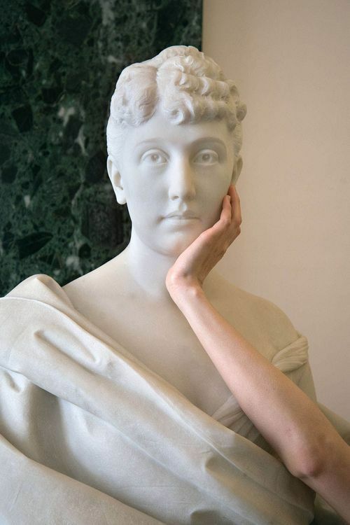 Julien Spiewak: Alice Heine (1857-1925), wife of Prince Albert I of Monaco, white marble bust by Fabio Stecchi (1855- 1928), 1892, Carole. Prince's Palace of Monaco, 2018. (Edition 5/5), 2018